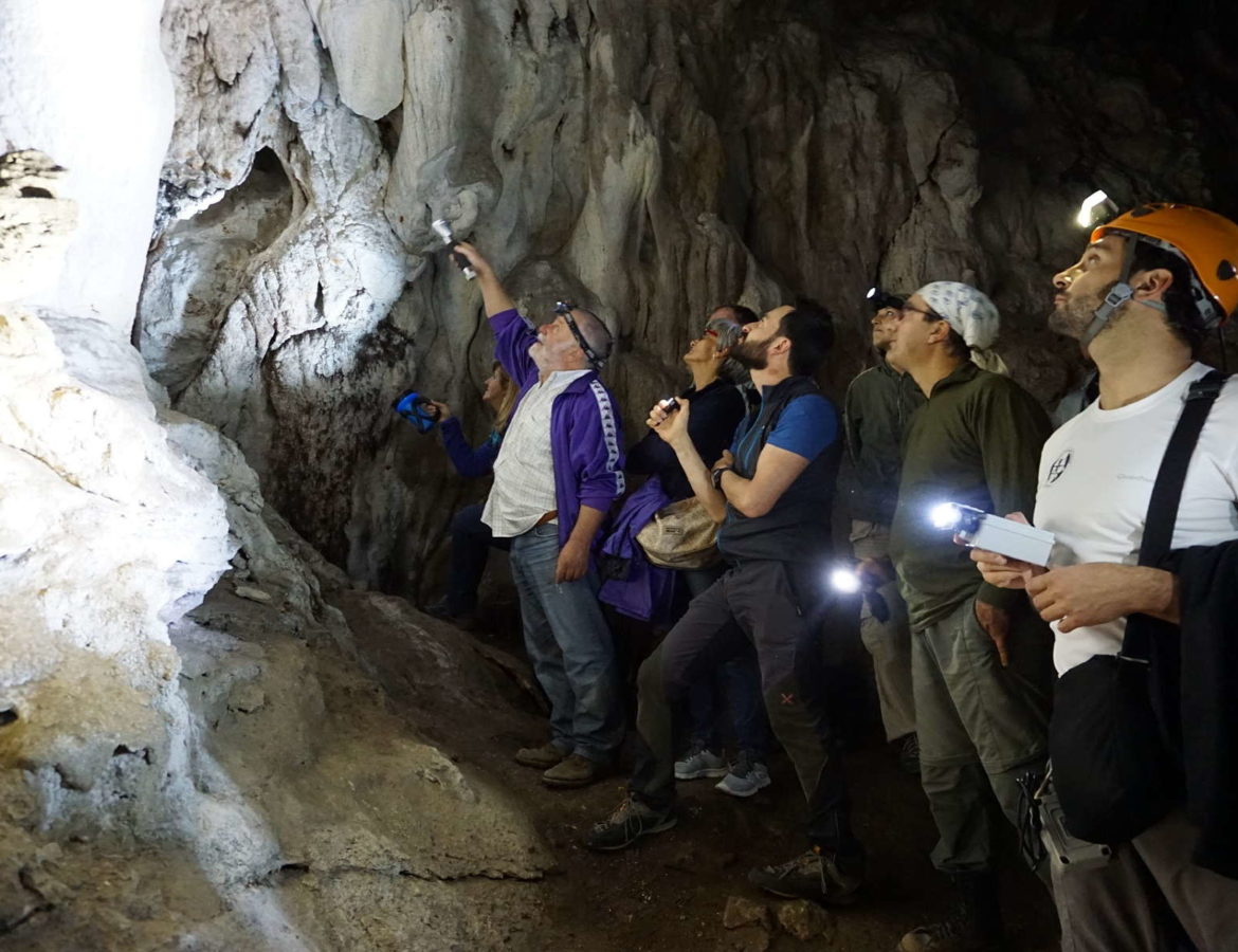 24 Speleo Tour in grotta e avventura nella preistoria
