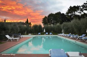 villa-nottola-piscina