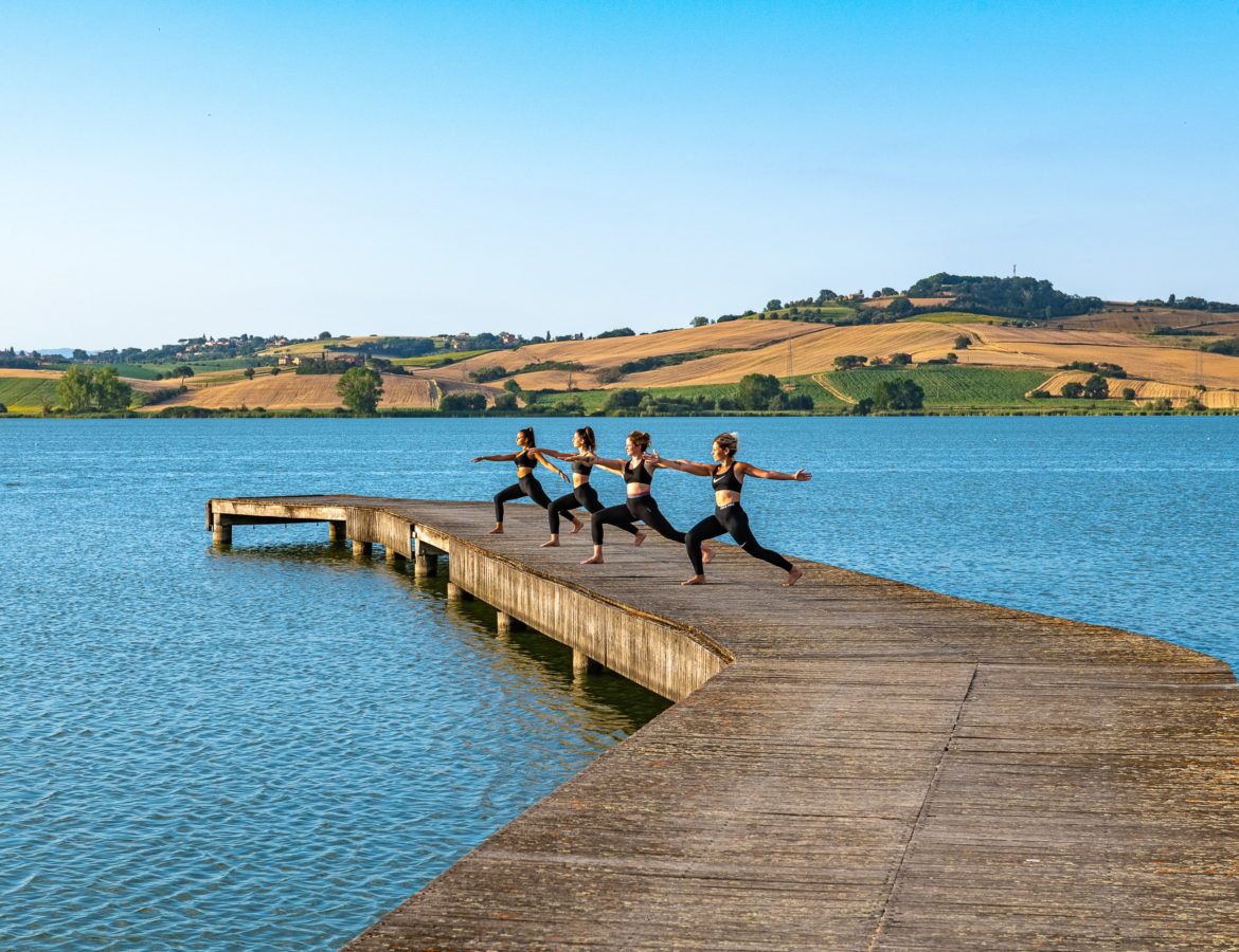 Lago di Chiusi Yoga 15 min 1