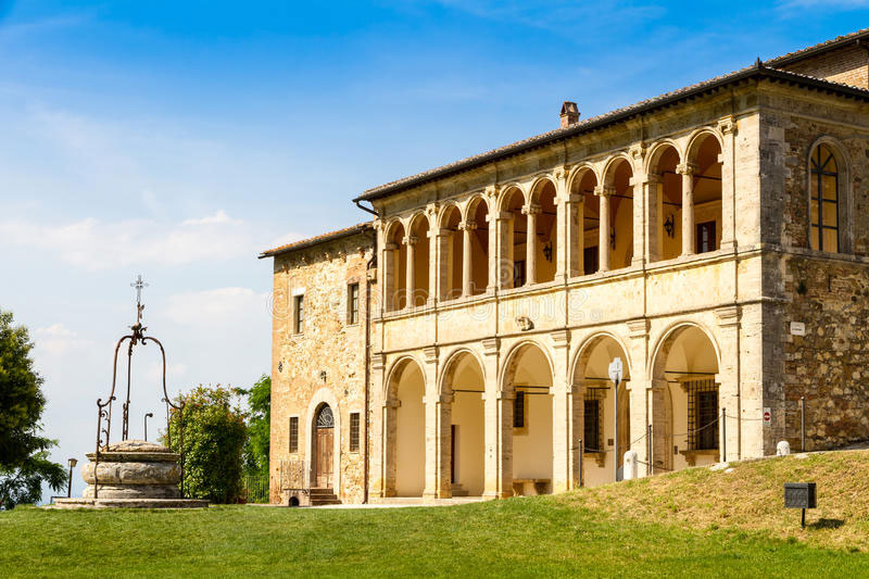 4.canonica della chiesa di san biagio 1